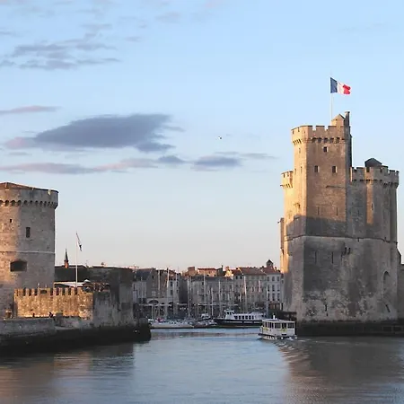 Blue Studio Cosy Et Calme Proche Du Centre Avec Tv Et Wifi La Rochelle  Esterno foto